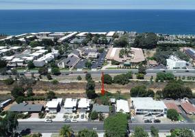 735 Cedros, Solana Beach, California, United States 92075, 2 Bedrooms Bedrooms, ,For sale,Cedros,200033757