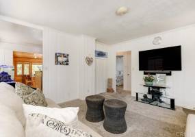 735 Cedros, Solana Beach, California, United States 92075, 2 Bedrooms Bedrooms, ,For sale,Cedros,200033757