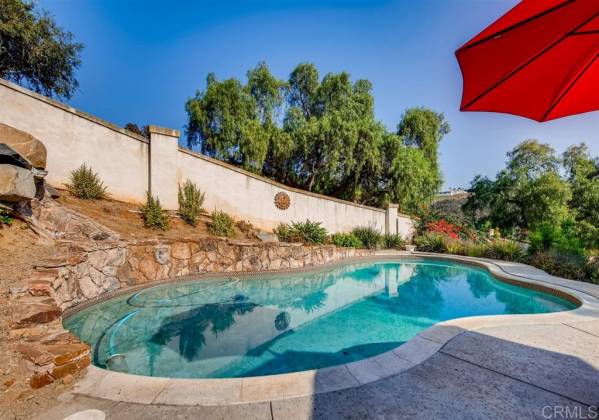 1755 Elevado Road, Vista, California, United States 92084, 3 Bedrooms Bedrooms, ,1 BathroomBathrooms,For sale,Elevado Road,200039639