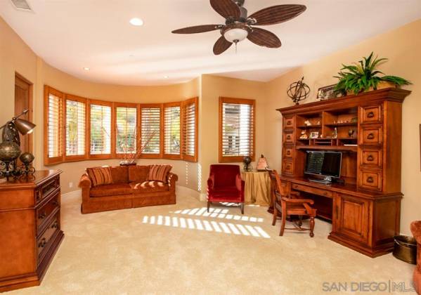 13772 Paseo Valle Alto, Poway, California, United States 92064, 6 Bedrooms Bedrooms, ,For sale,Paseo Valle Alto,200033804