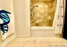 1494 Union St, San Diego, California, United States 92101, 2 Bedrooms Bedrooms, ,For sale,Union St,200045010