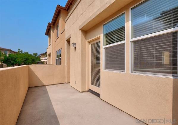 727 Paradise Way, National City, California, United States 91950, 2 Bedrooms Bedrooms, ,1 BathroomBathrooms,For sale,Paradise Way,200045099