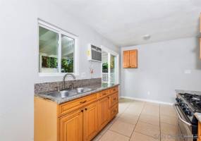 1239 Jefferson Ave, Escondido, California, United States 92027, 3 Bedrooms Bedrooms, ,For sale,Jefferson Ave,200033286