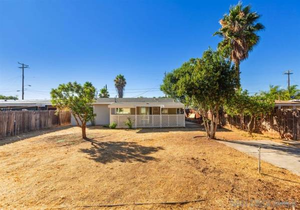 1239 Jefferson Ave, Escondido, California, United States 92027, 3 Bedrooms Bedrooms, ,For sale,Jefferson Ave,200033286