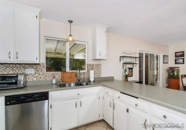 10734 Challenge Blvd, La Mesa, California, United States 91941, 3 Bedrooms Bedrooms, ,For sale,Challenge Blvd,200045160