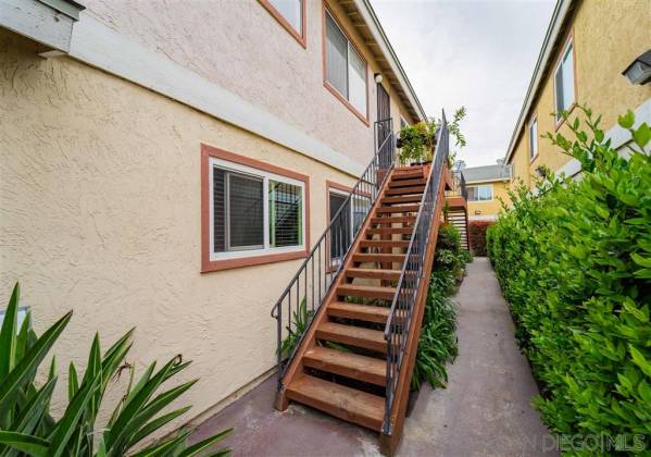 5021 - 5029 Logan Avenue, San Diego, California, United States 92113, 5 Bedrooms Bedrooms, ,For sale,Logan Avenue,200015416