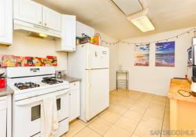 4739 Point Loma Avenue, San Diego, California, United States 92107, 1 Bedroom Bedrooms, ,For sale,Point Loma Avenue,200038584