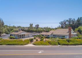 1109 Fallbrook Street, Fallbrook, California, United States 92028, 2 Bedrooms Bedrooms, ,For sale,Fallbrook Street,200031954